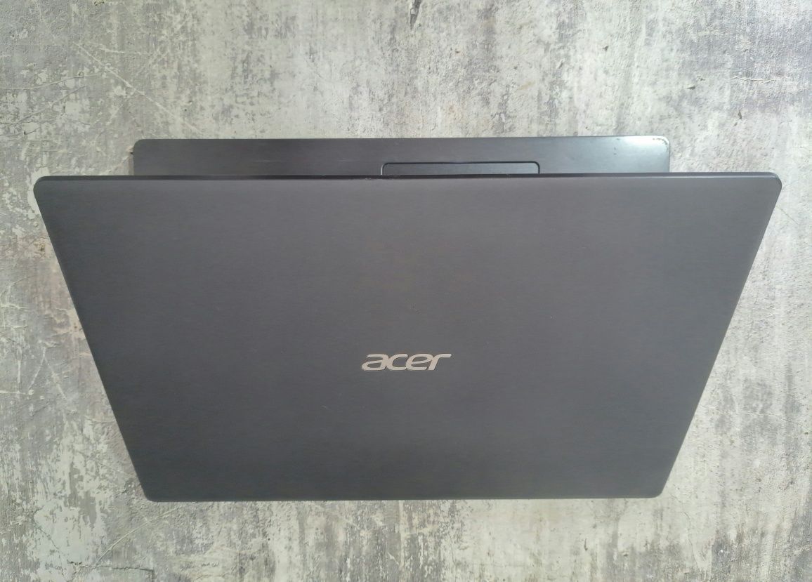 Продам ультрабук ACER Aspire 3 A315-34 (идеал)