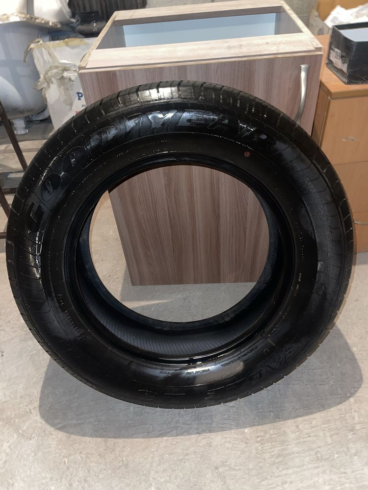 Летняя шина Goodyear 235/65/R18,