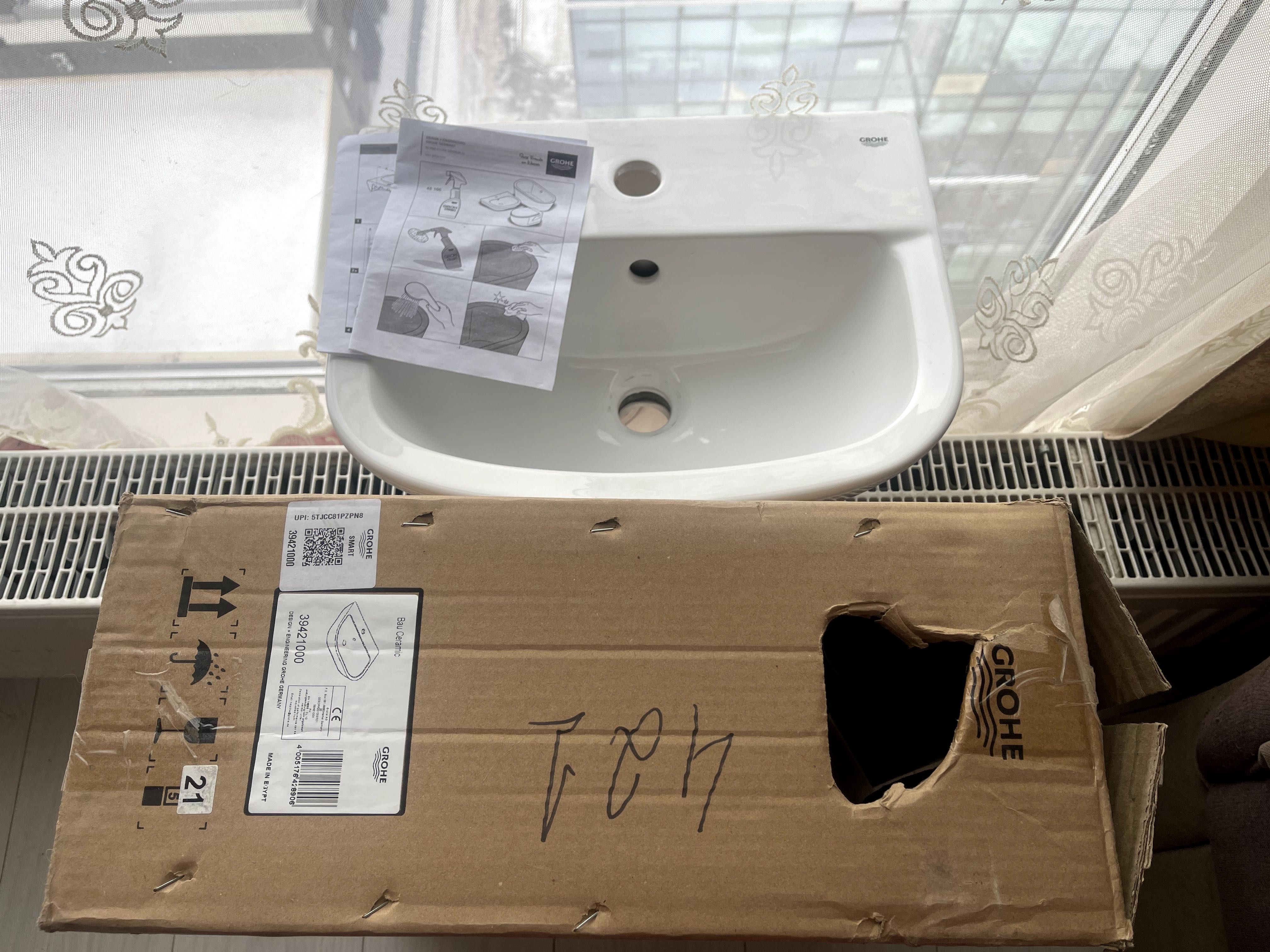 Раковина Grohe Bau Ceramic