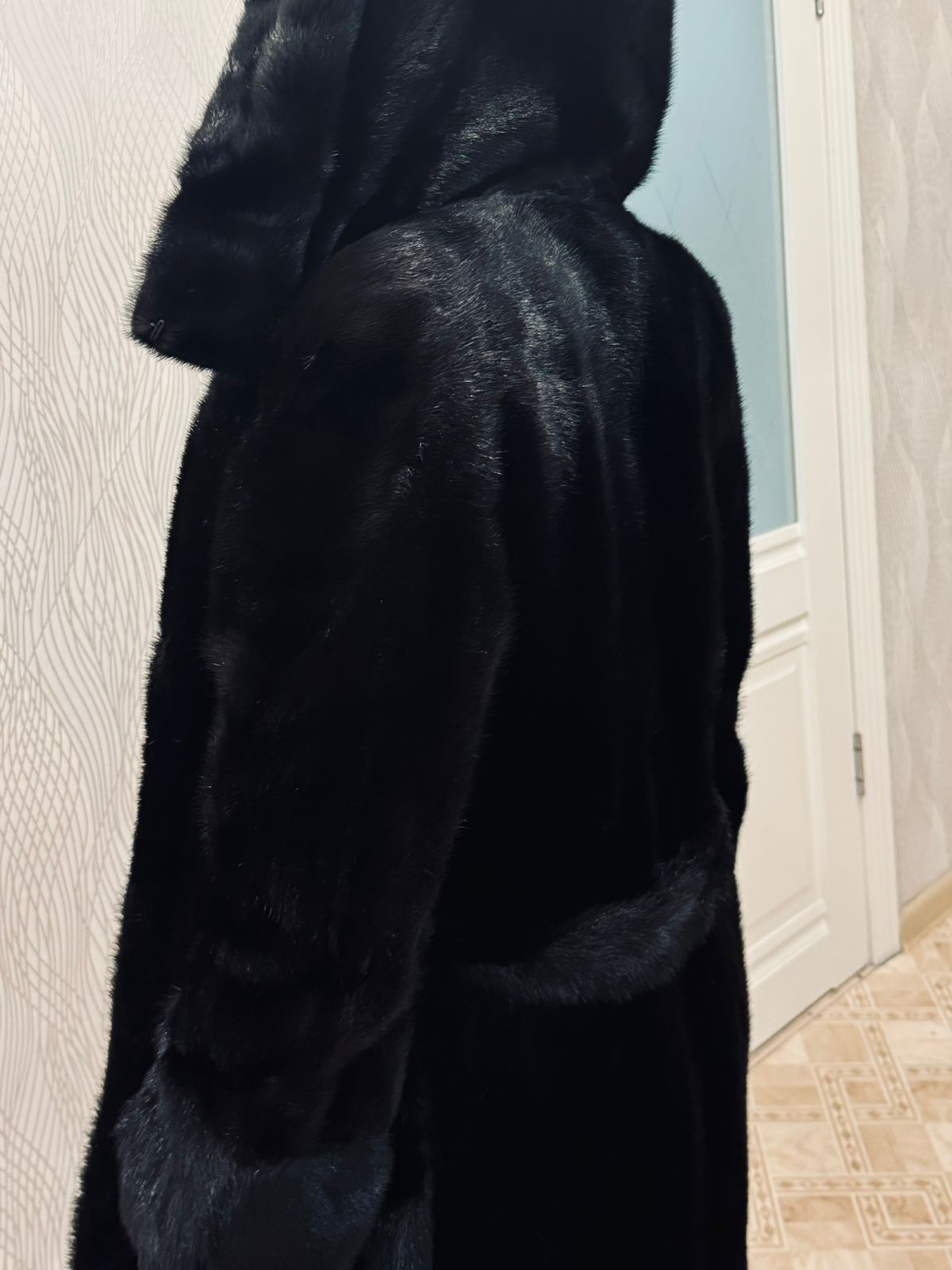 Продам шубу норковую цена 100000