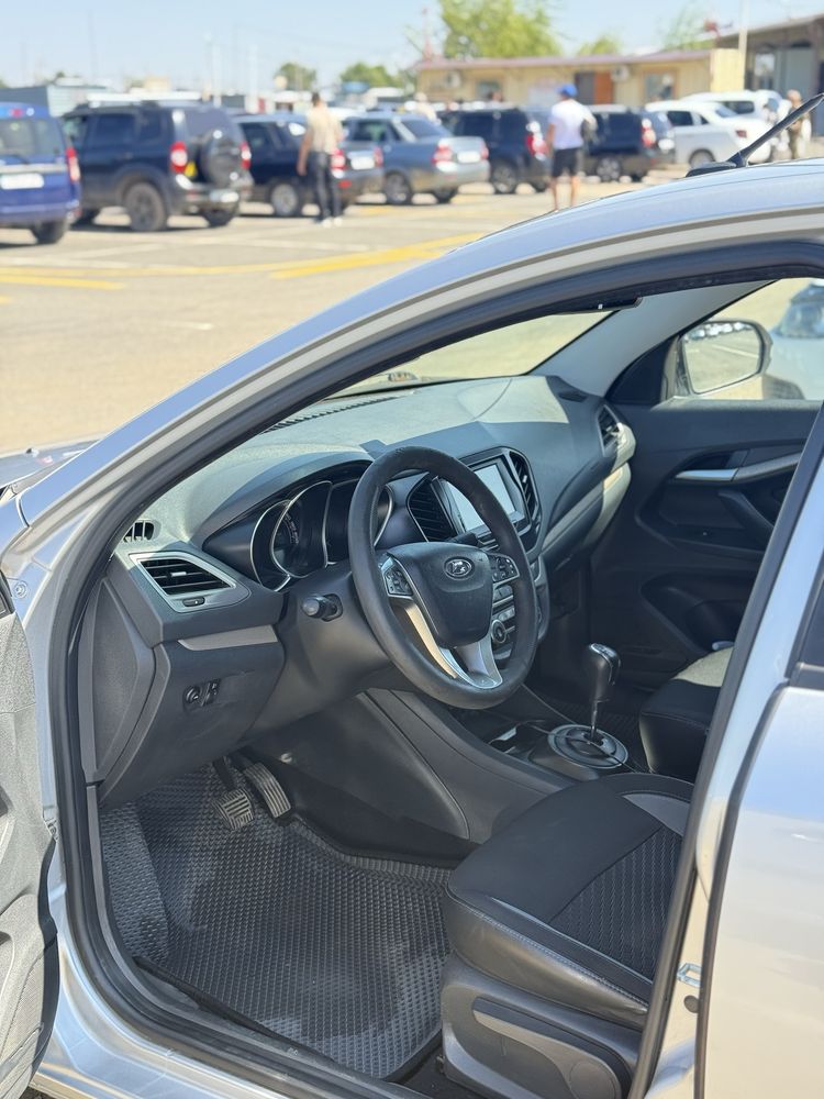 Продам Lada Vesta 1.6L