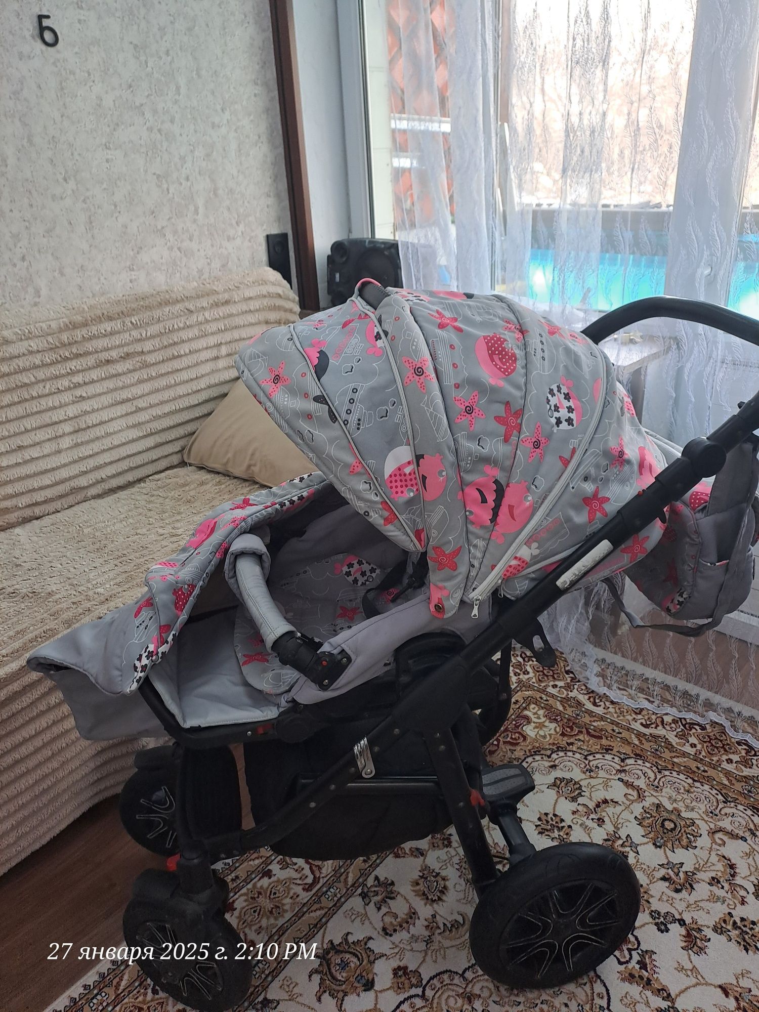 Продам фирменную,качественную коляску
