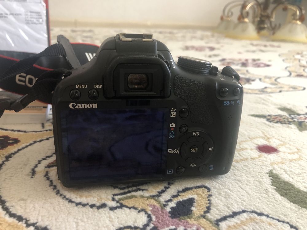 Продается почти новый Фотоаппарат Canon EOS 500D