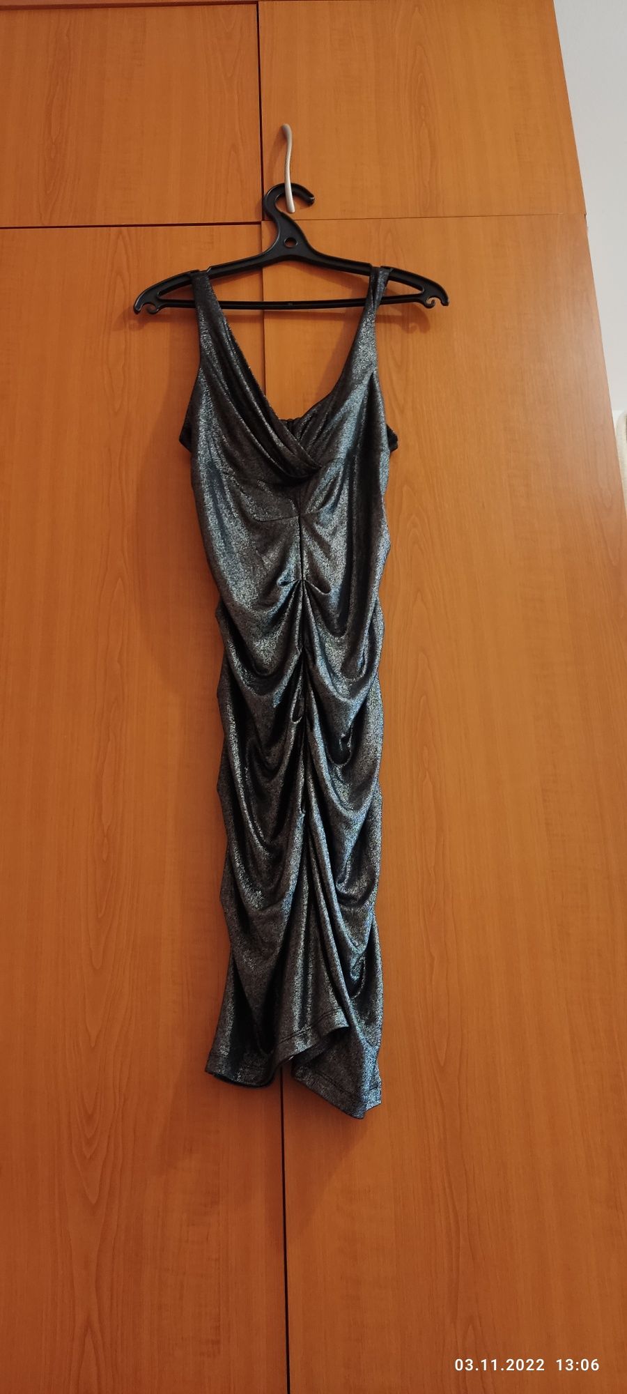 Продам женское платье