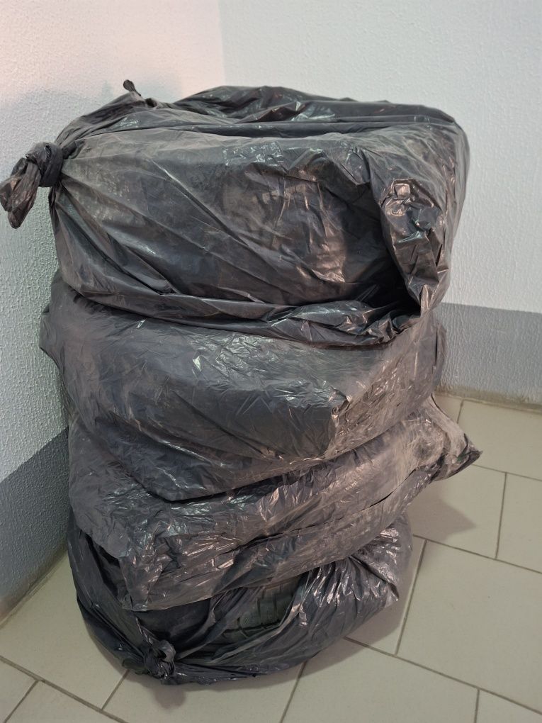 Продам нокиан нордман 225/55/18 лето