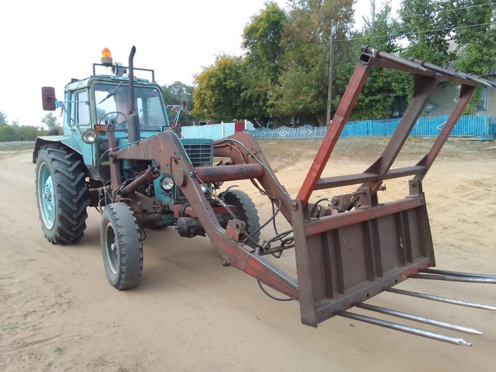 Продам трактор, кунь, телешки, сварка, косилка