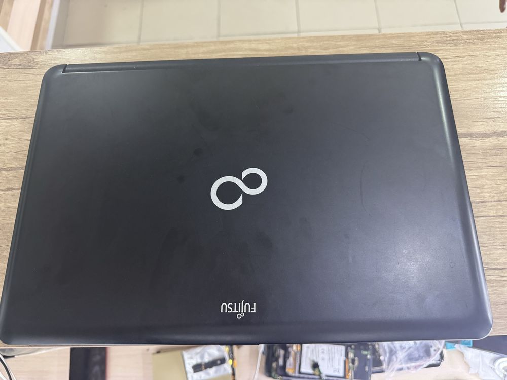 Отличный Ноутбук i3