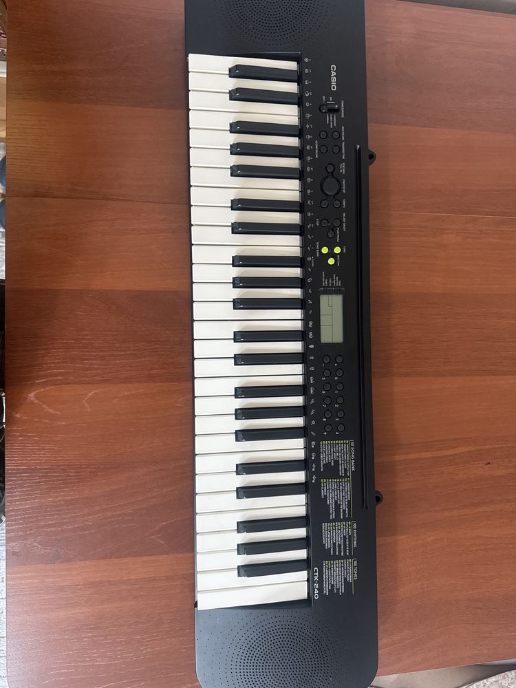 Синтезатор CASIO  CTK-240