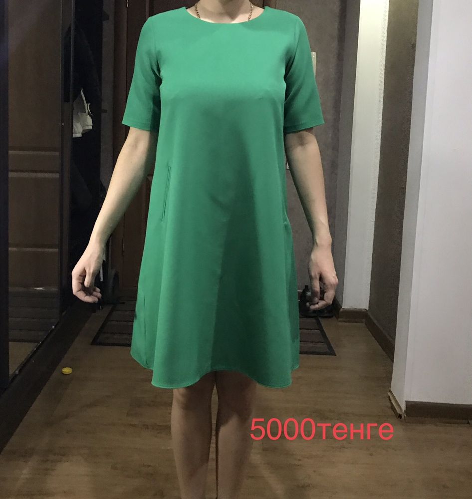 Женские платья