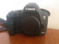 Профессиональный фотоаппарат Canon EOS 5D Mark III