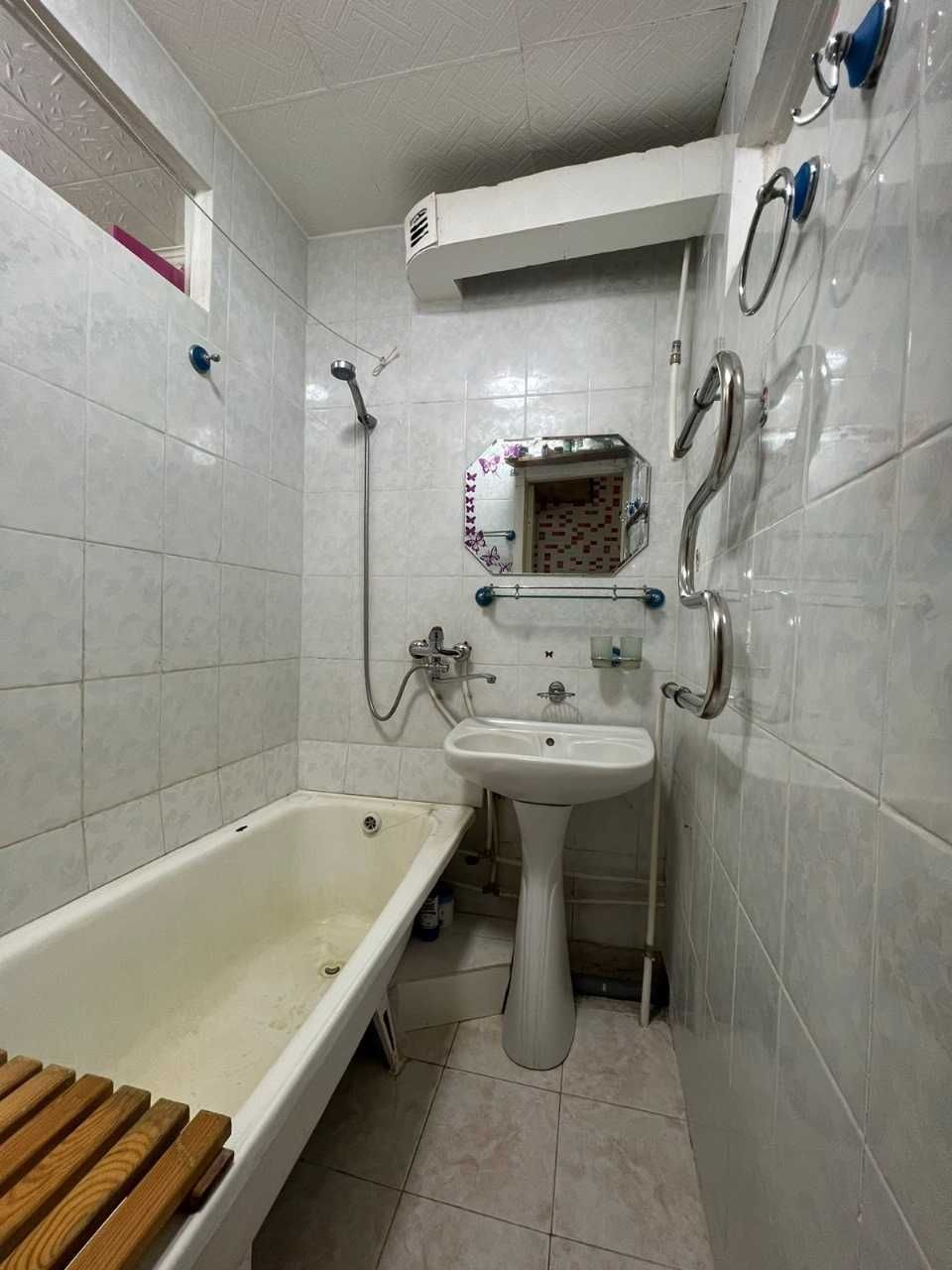 2-комн. квартира, 47.6м², 1/5 этаж