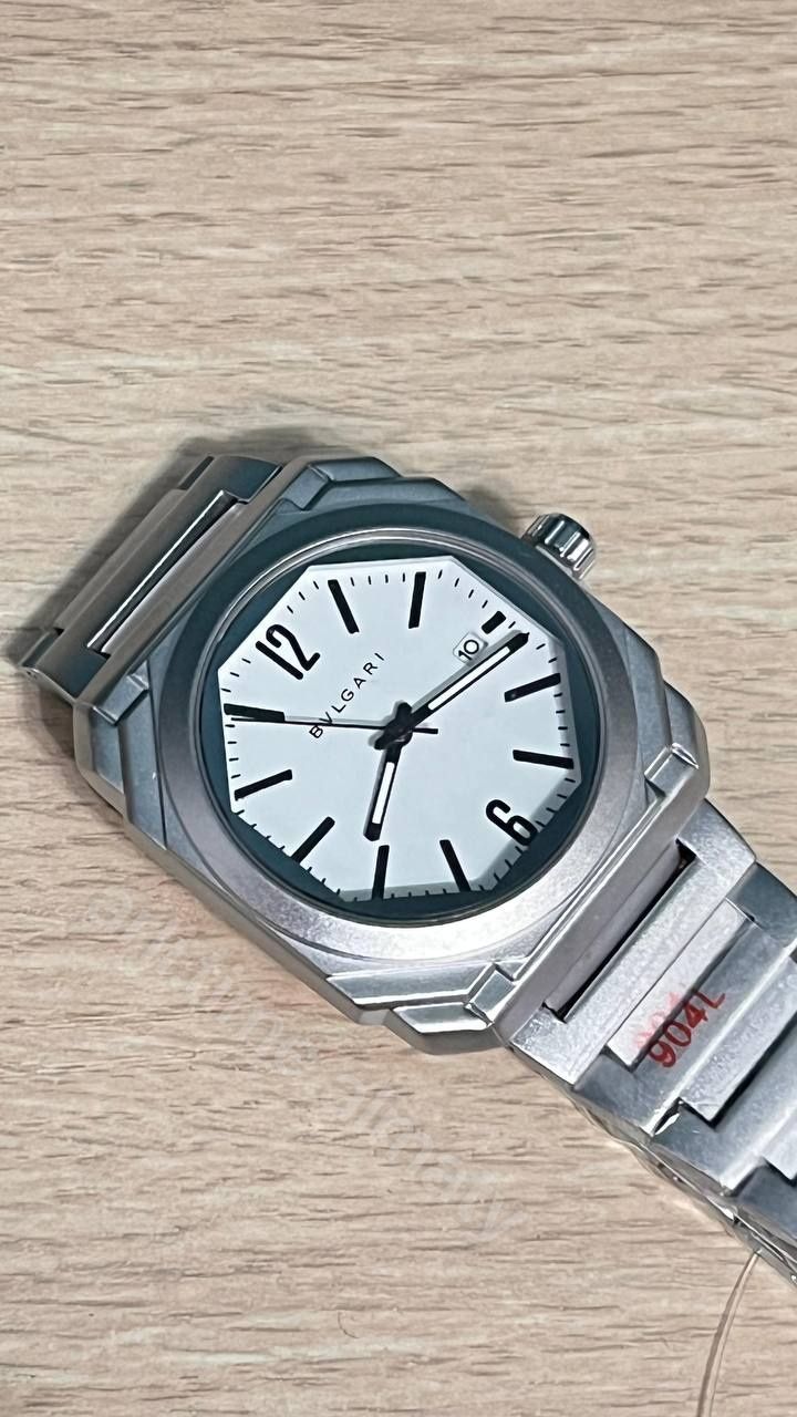 Стильные,недорогие часы  Bulgari octo finissimo