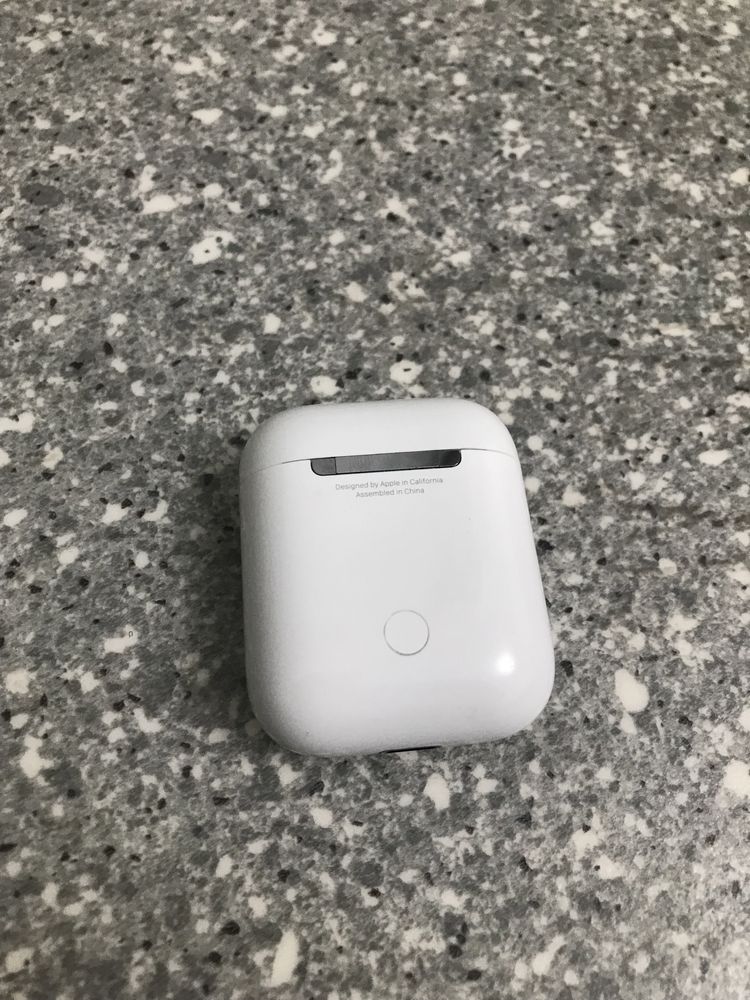 AirPods  Наушник беспроводной Aplle AirPods