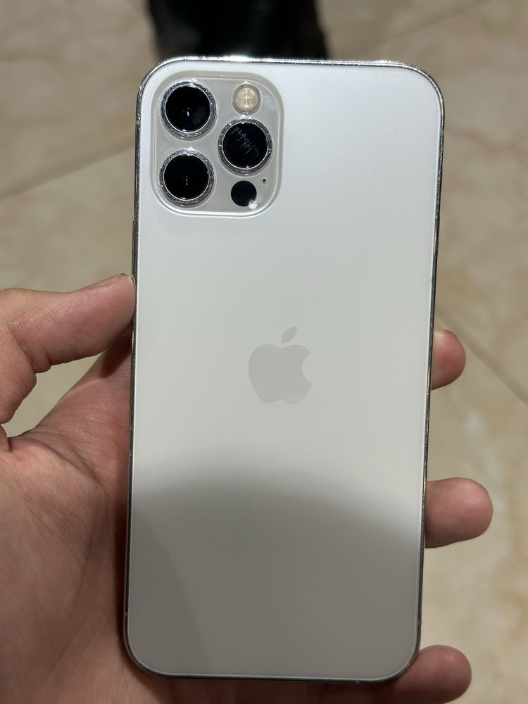 iphone 12 pro в отличном состоянии