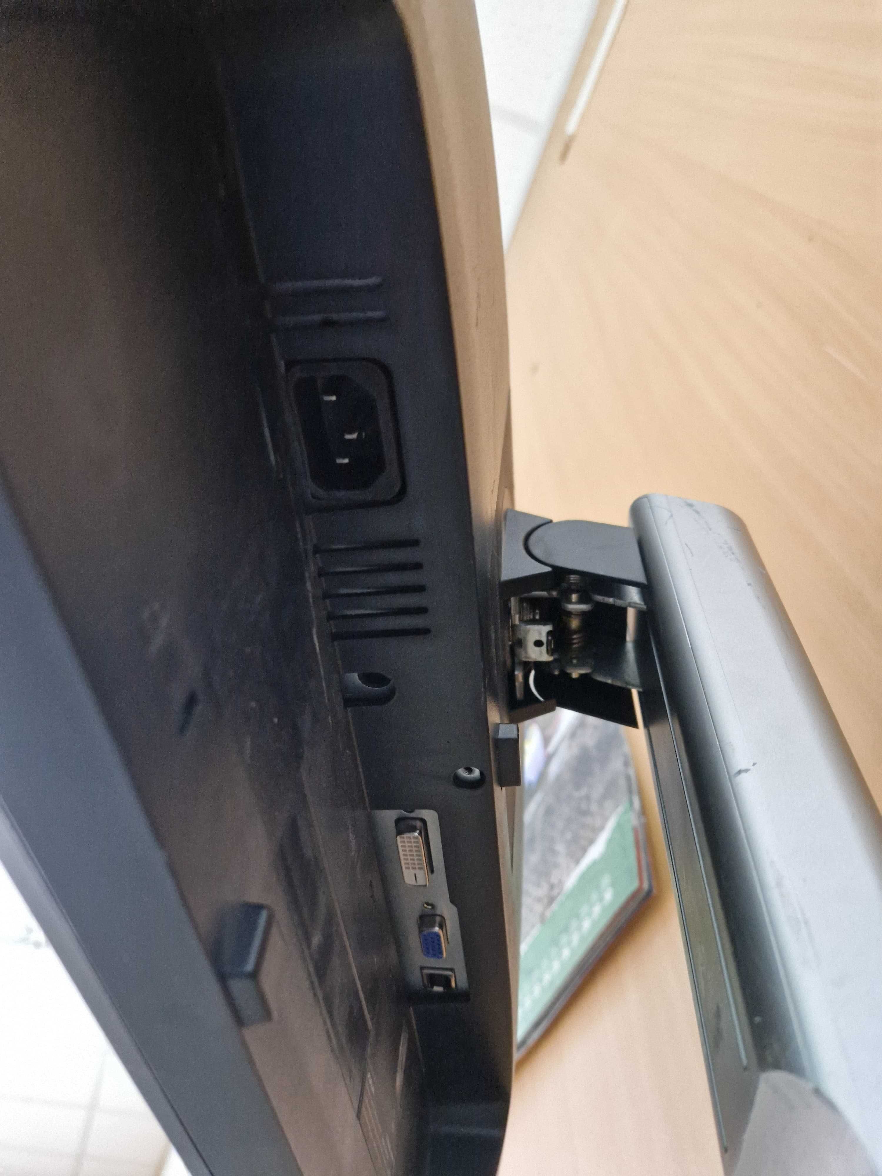 Монитор 24" Dell
