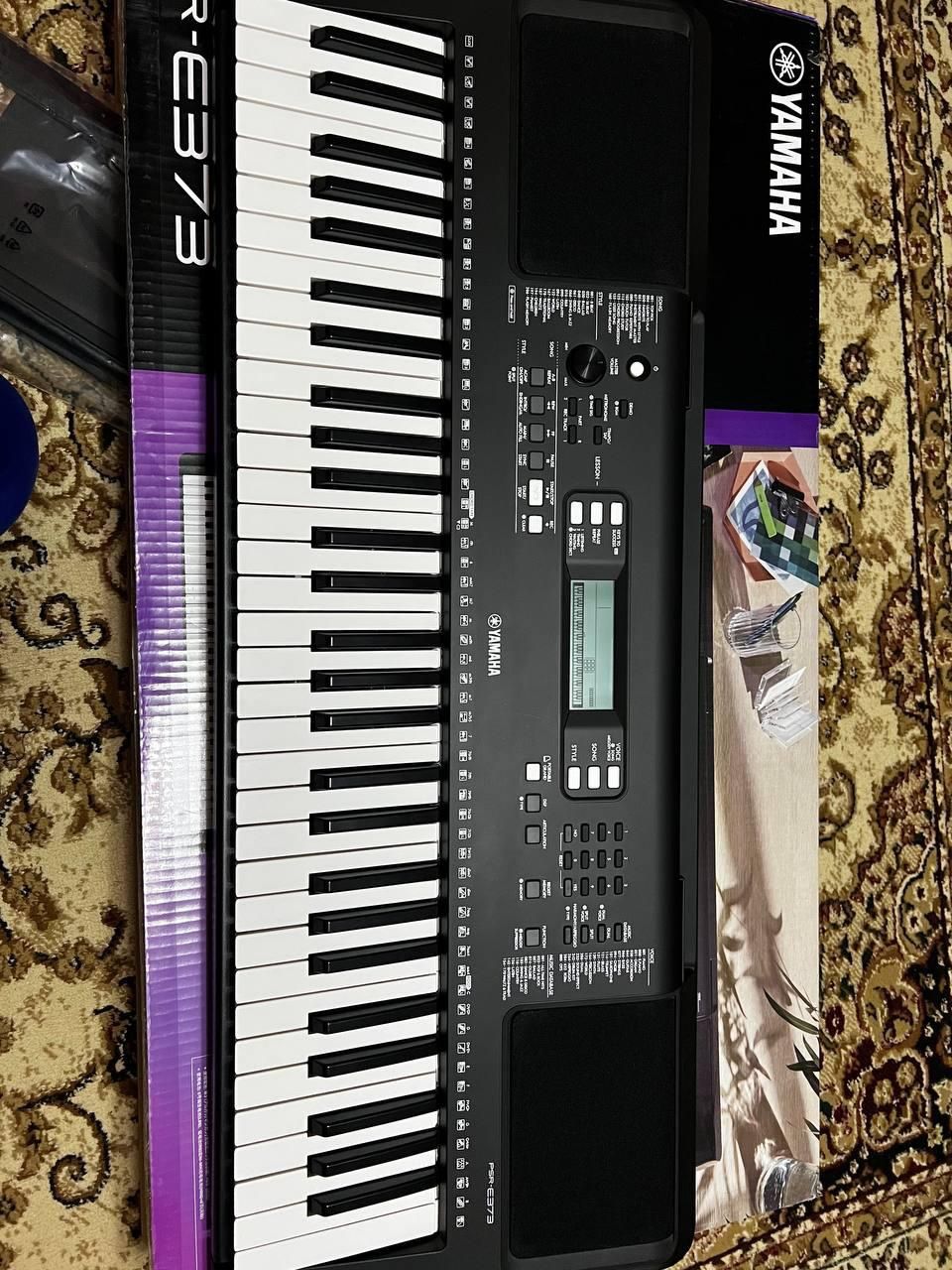 Синтезатор Yamaha psr -e373