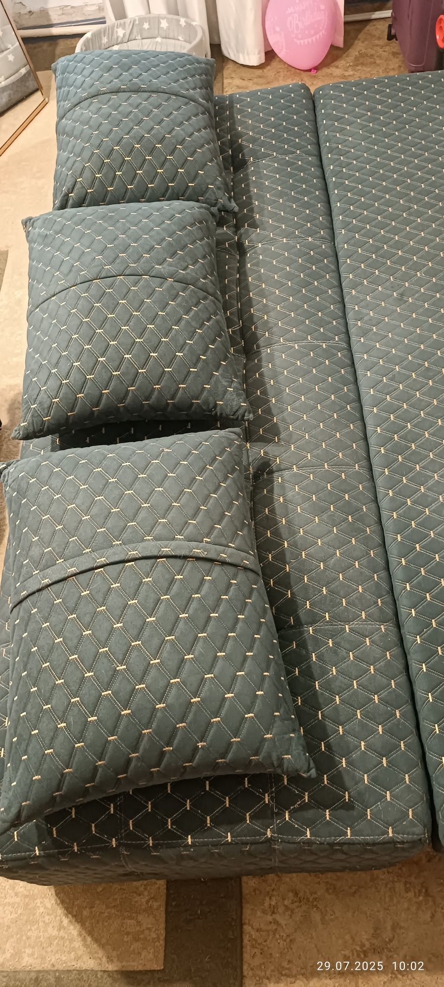 Продам раскладной диван б/у