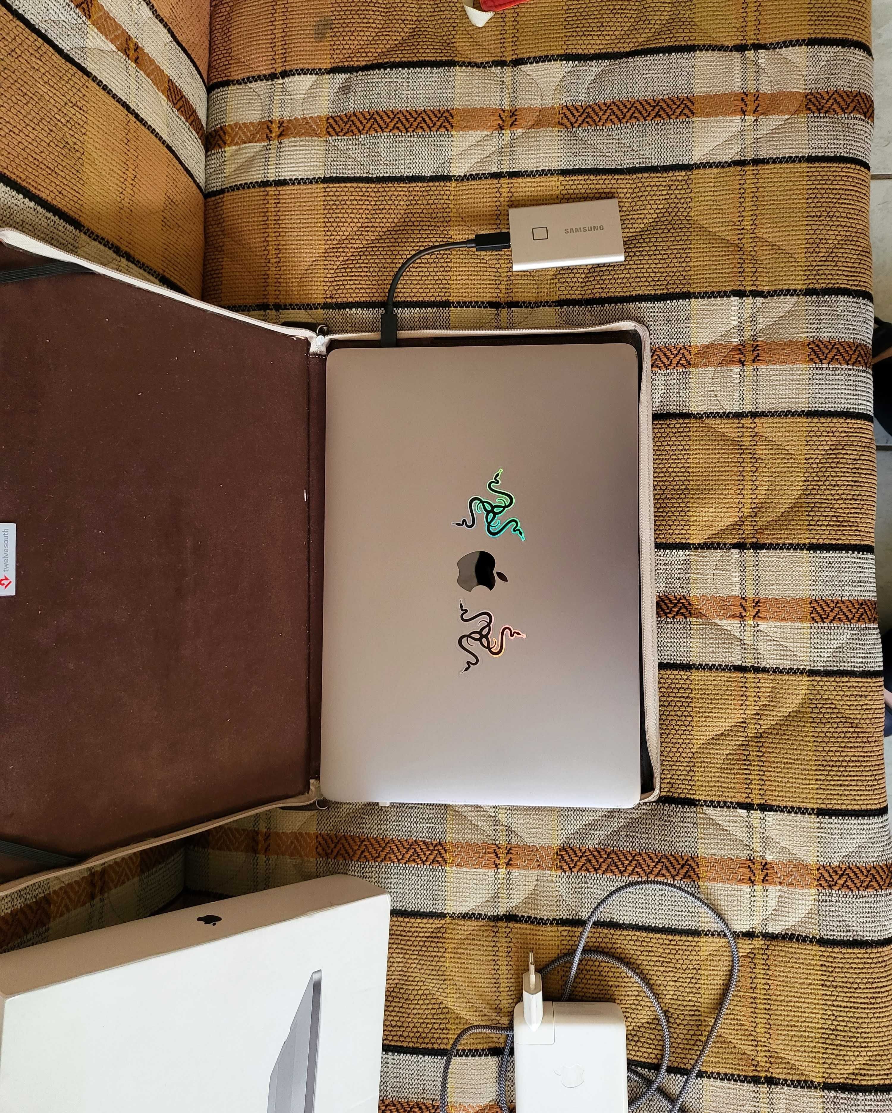 Apple MacBook Pro 15 Mid 2017 3.1GHz 1Tb