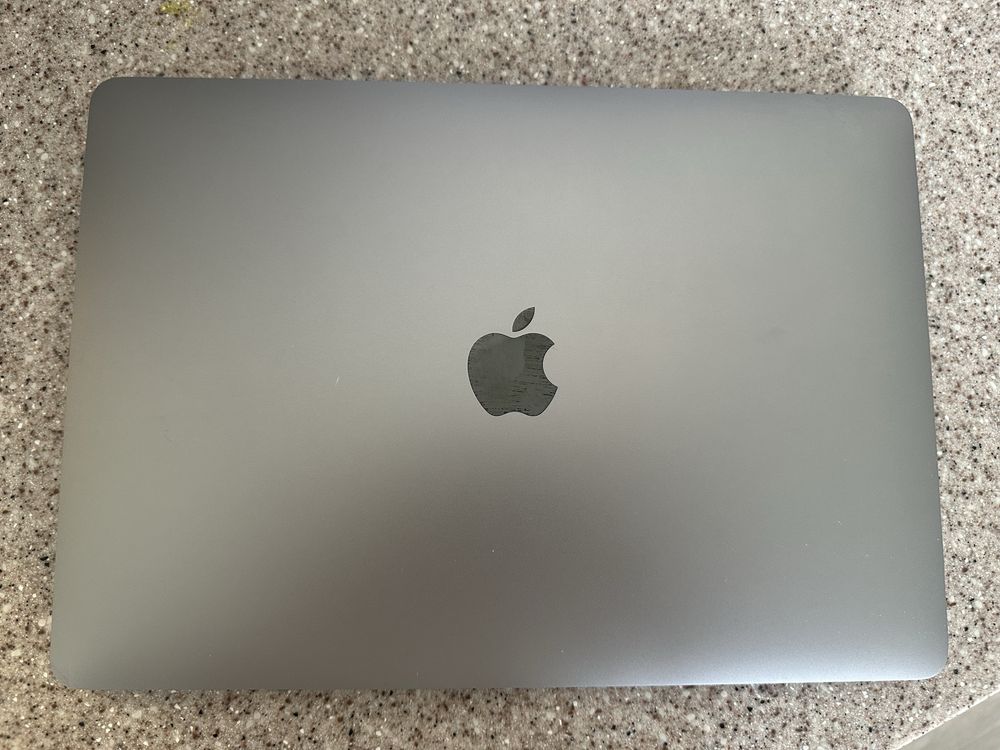 MacBook Pro M1 256GB 8GB