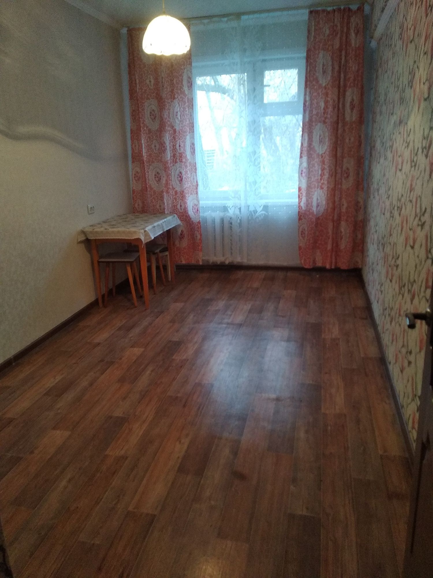 Продам 2-комнатную квартиру