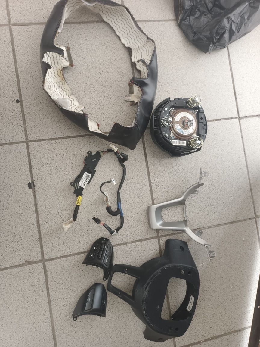 Руль Kia rio 4 на запчасти