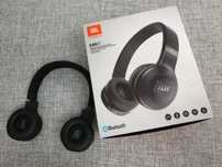 Продам наушники JBL