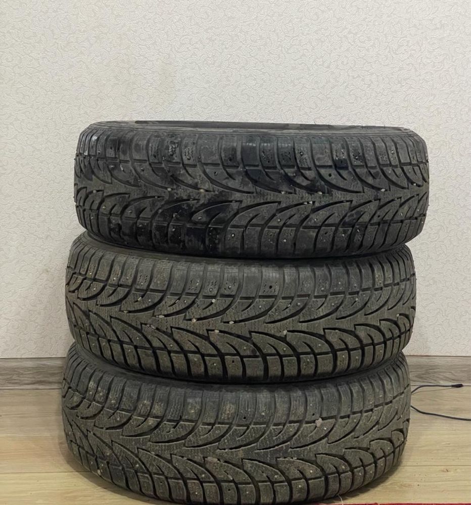 Автошина 3 шт, состояние отл.