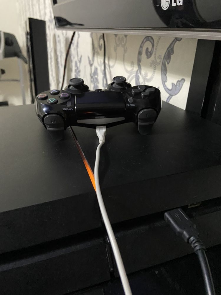 Ps 4 состояние отличное