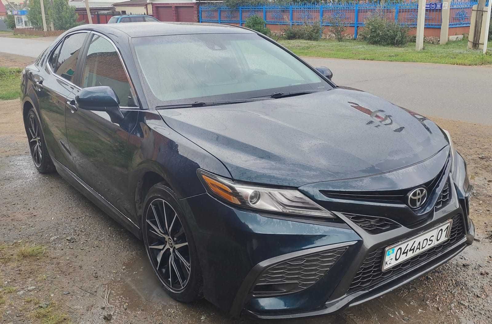 Toyota Camry 75 21 года