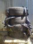 Срочно продам комплект резины 205/65R16
