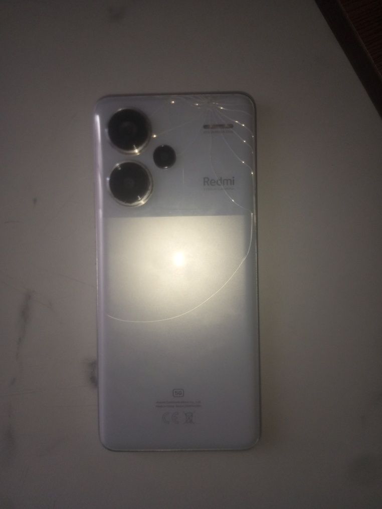 Xiaomi Redmi Note 13 Pro+