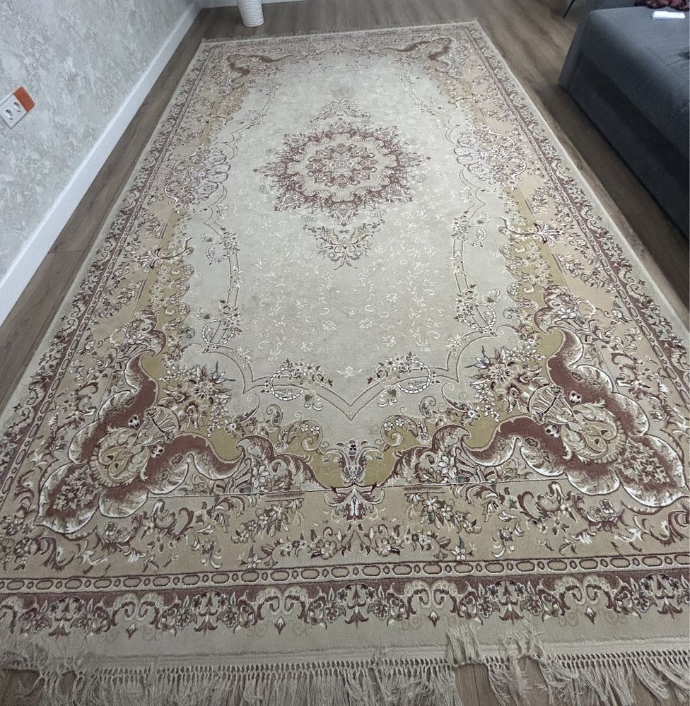 Продам ковер отличного качества