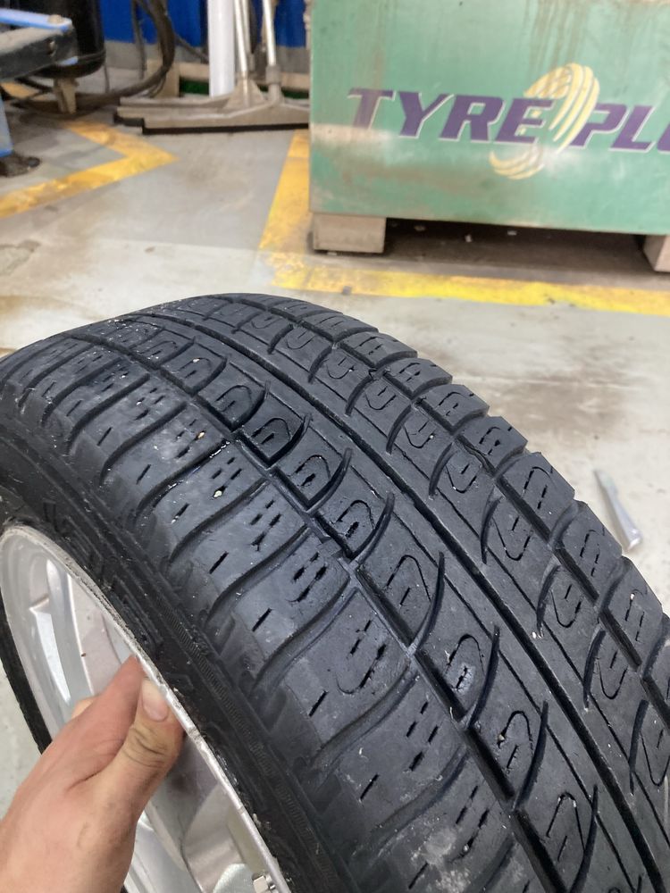 Продам 185/60/R14 в хорошом состоянии