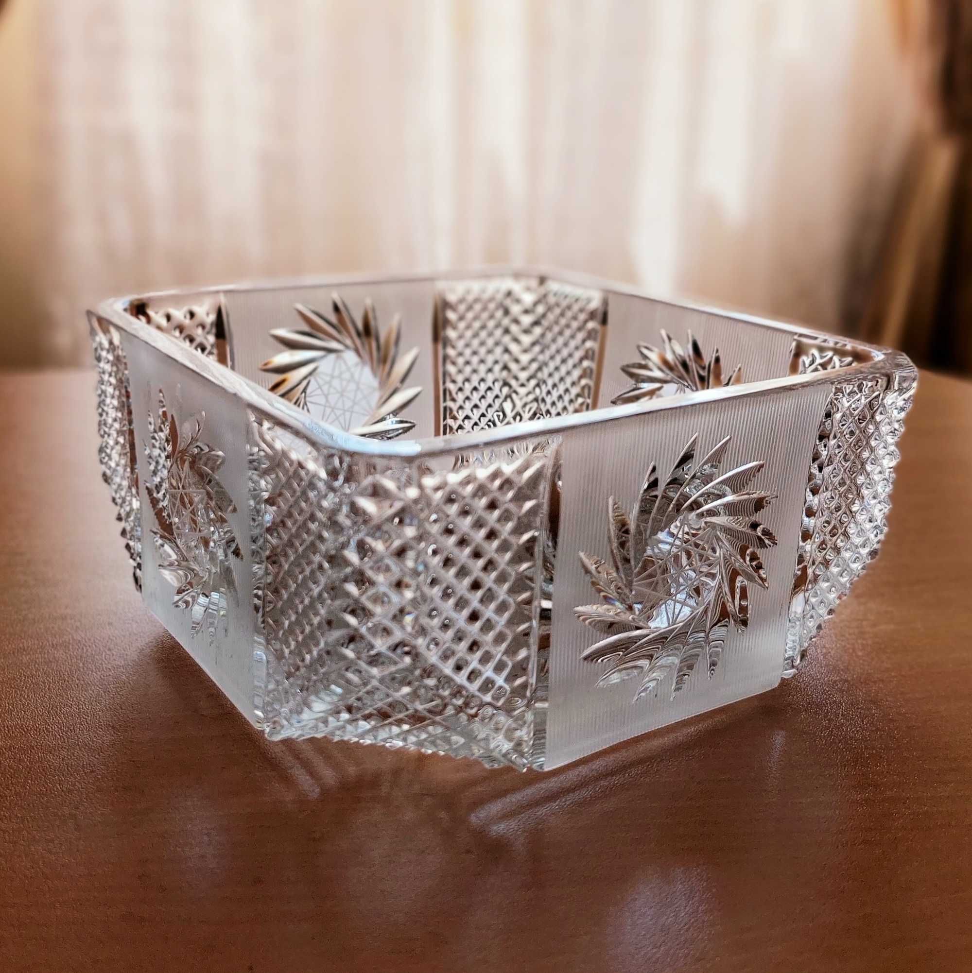 Хрустальная ваза/салатник