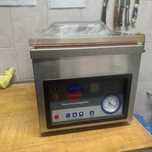 Продается  вакуумный упаковщик б/у INDOKOR IVP-260/PD. Южная Корея