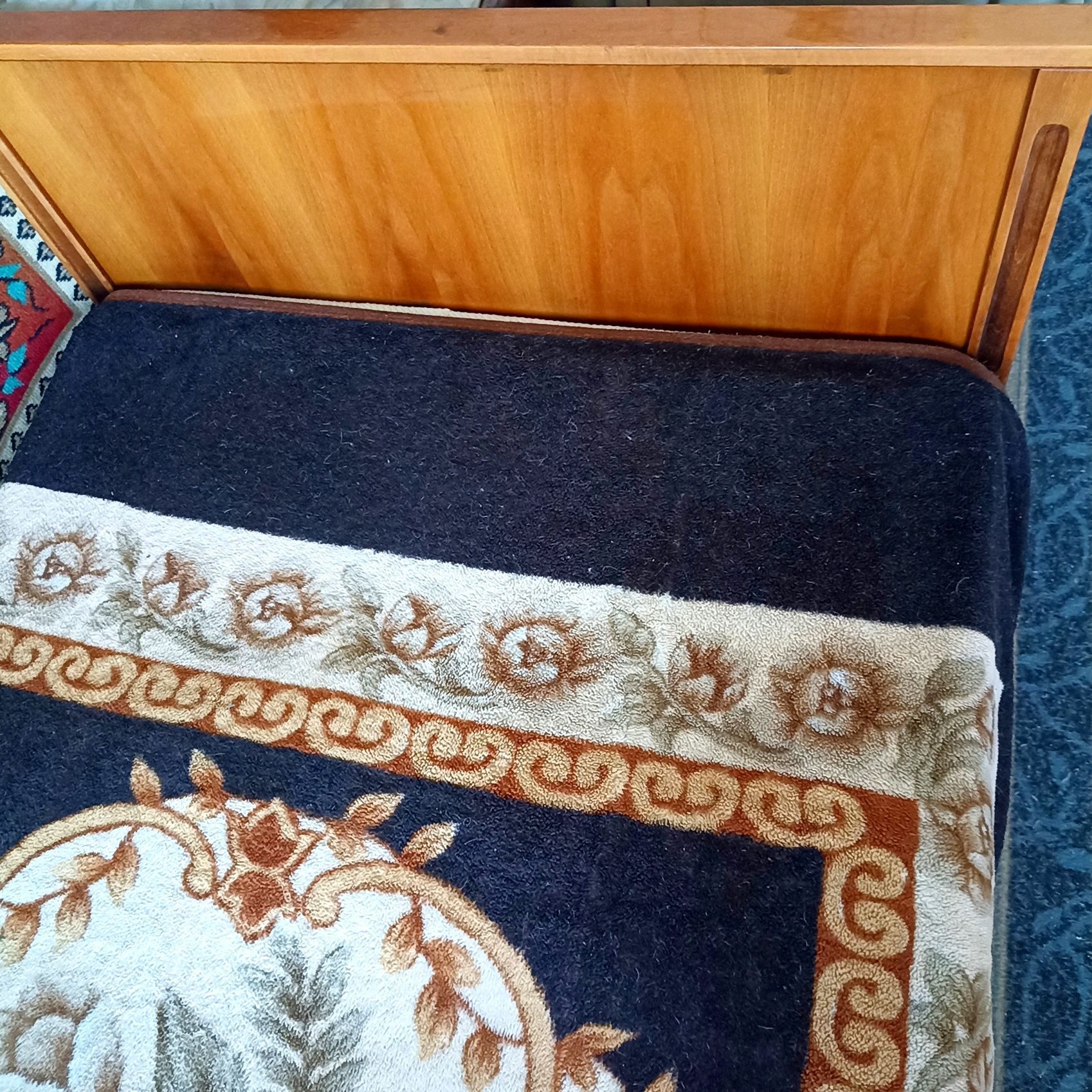 Продам кровать (90*190), матрас, для дома.