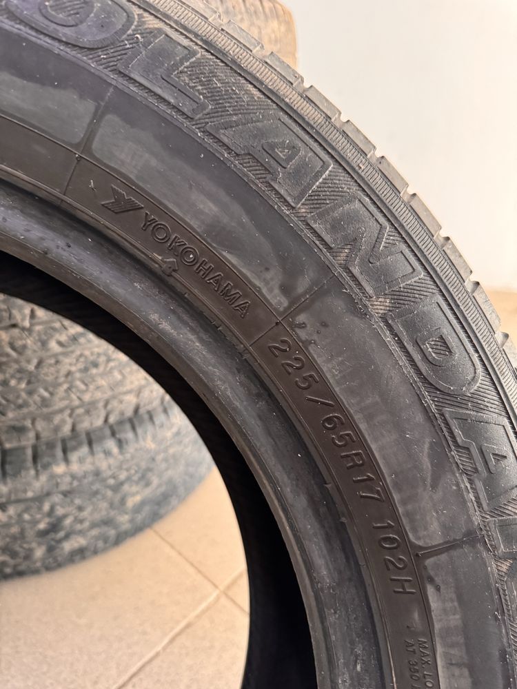 Продается летние шины от Yokohama 225/65 R17