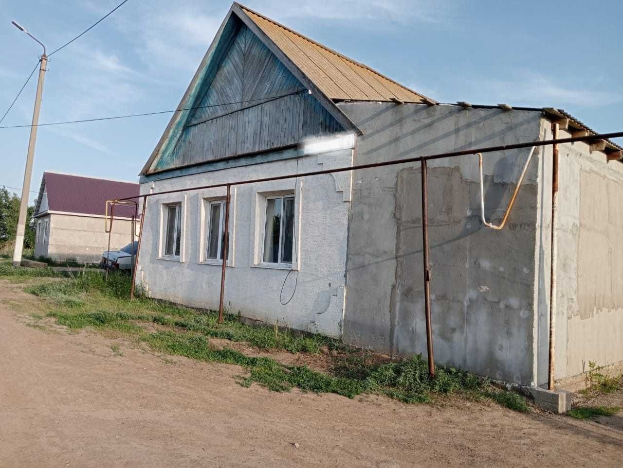 Недорого продается дом в с.Желаево с участком 6соток