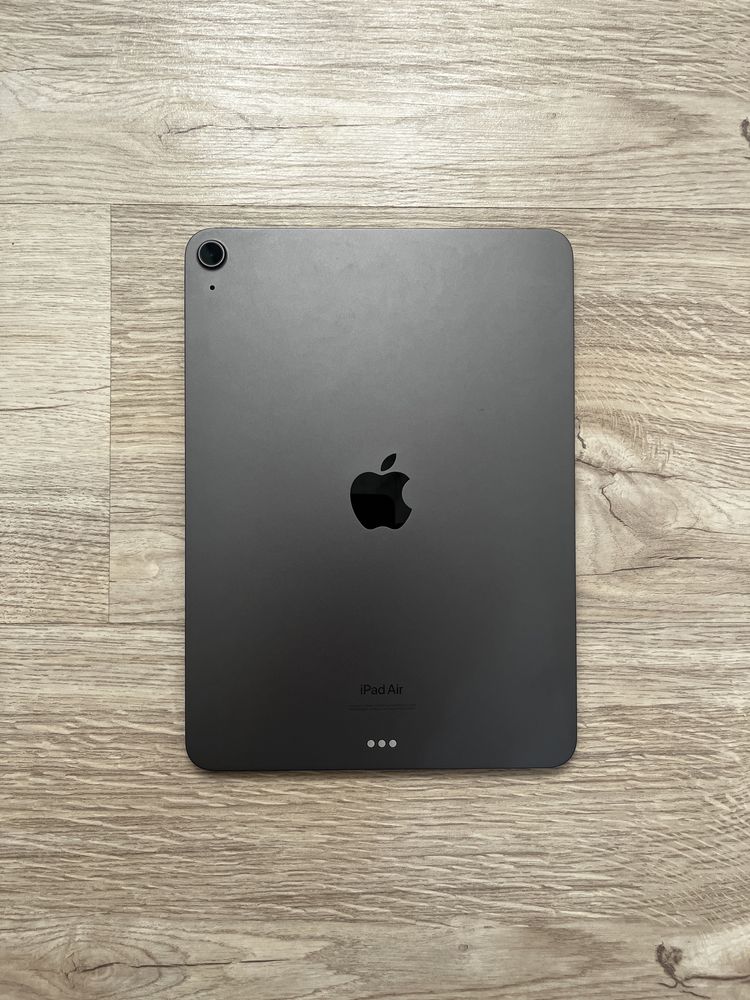 Ipad air 5 , m1+ apple pencil 2nd + клавиатура