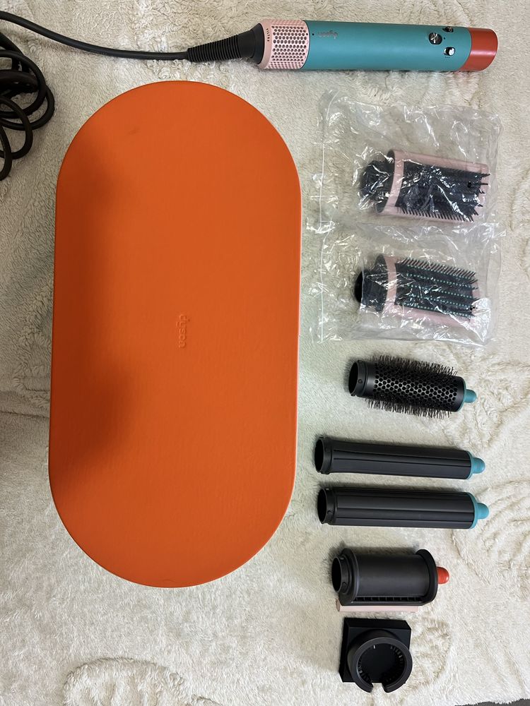 duson airwrap complete long. Новый дайсон,хорошего качества,оригинал