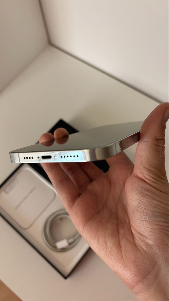 iPhone 12 Pro Max Белый