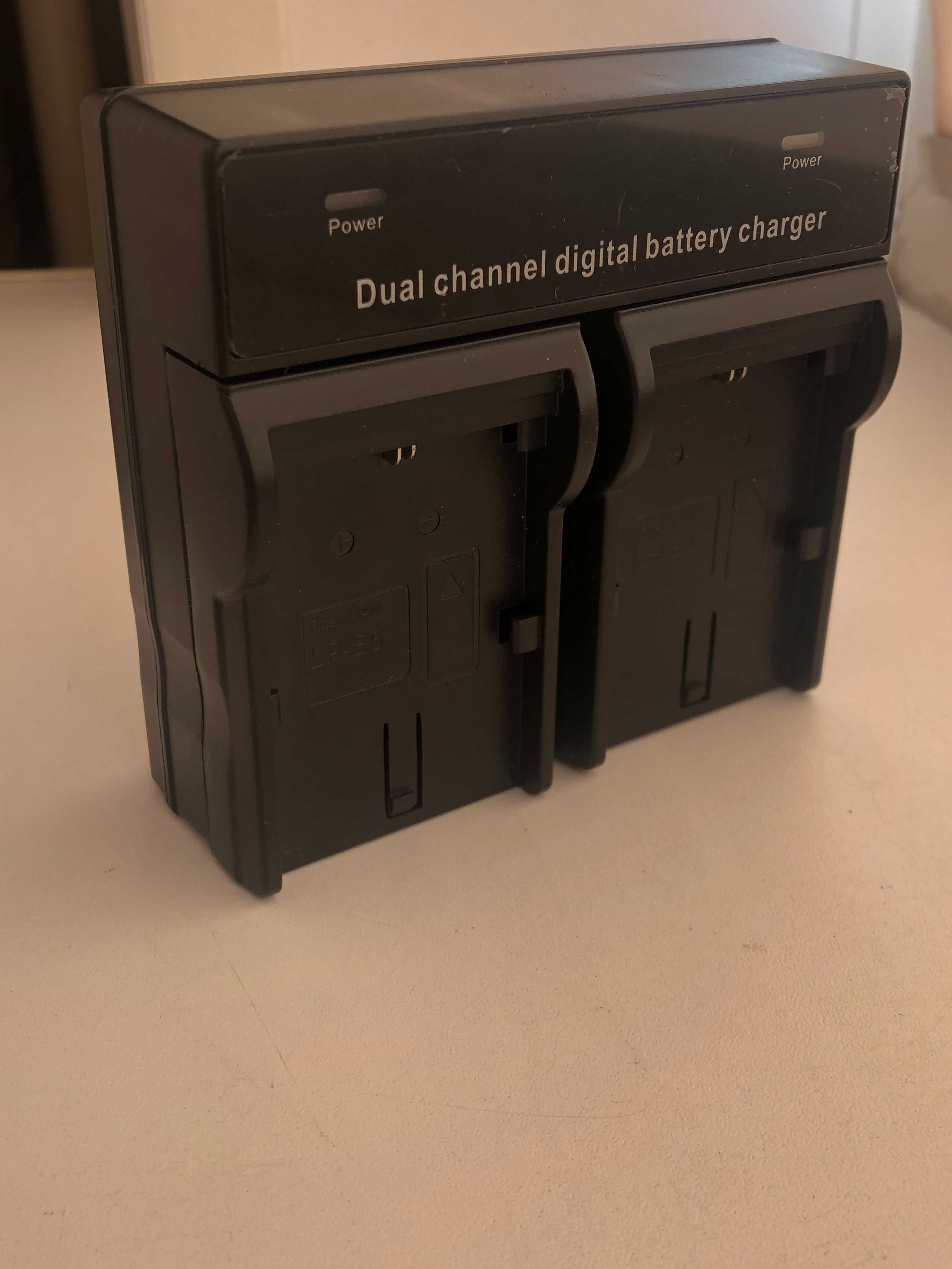зарядное устройство Dual  для Sony NP-F550 \F570 и др/