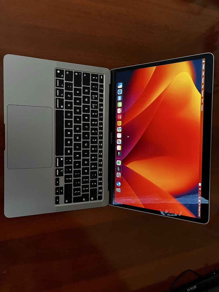MacBook Air 13-inch M1 256GB SSD