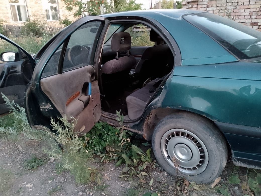В запасе есть два фари. Документы в порядке