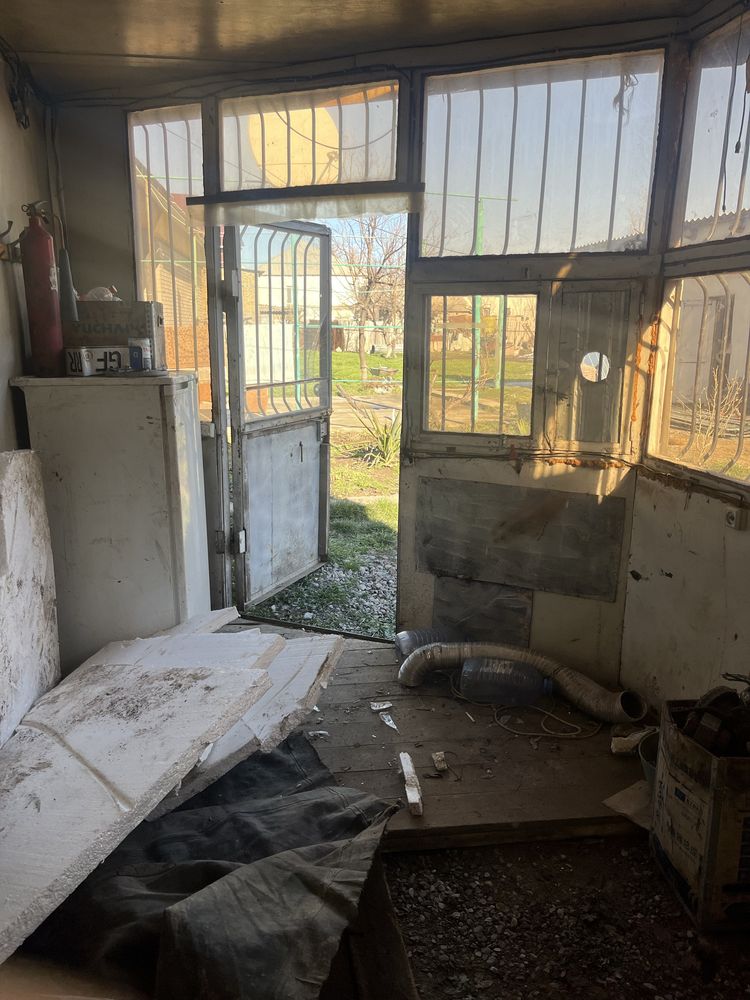 Будка металичиский по магазин так же для жилой дом