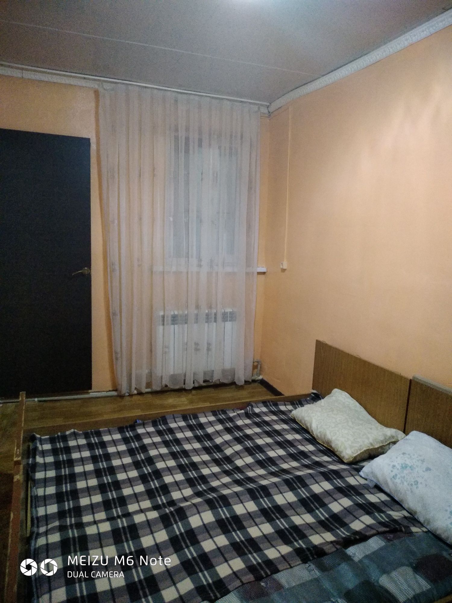 Сдам времянку. Комната+кухня.