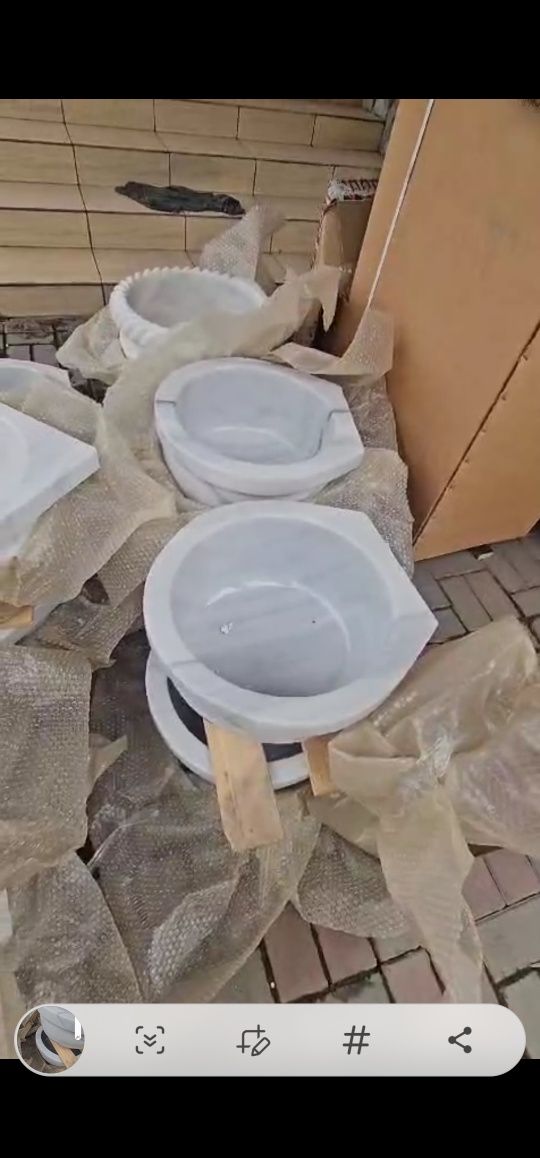 Курны, раковины, латунные краны для хамама.