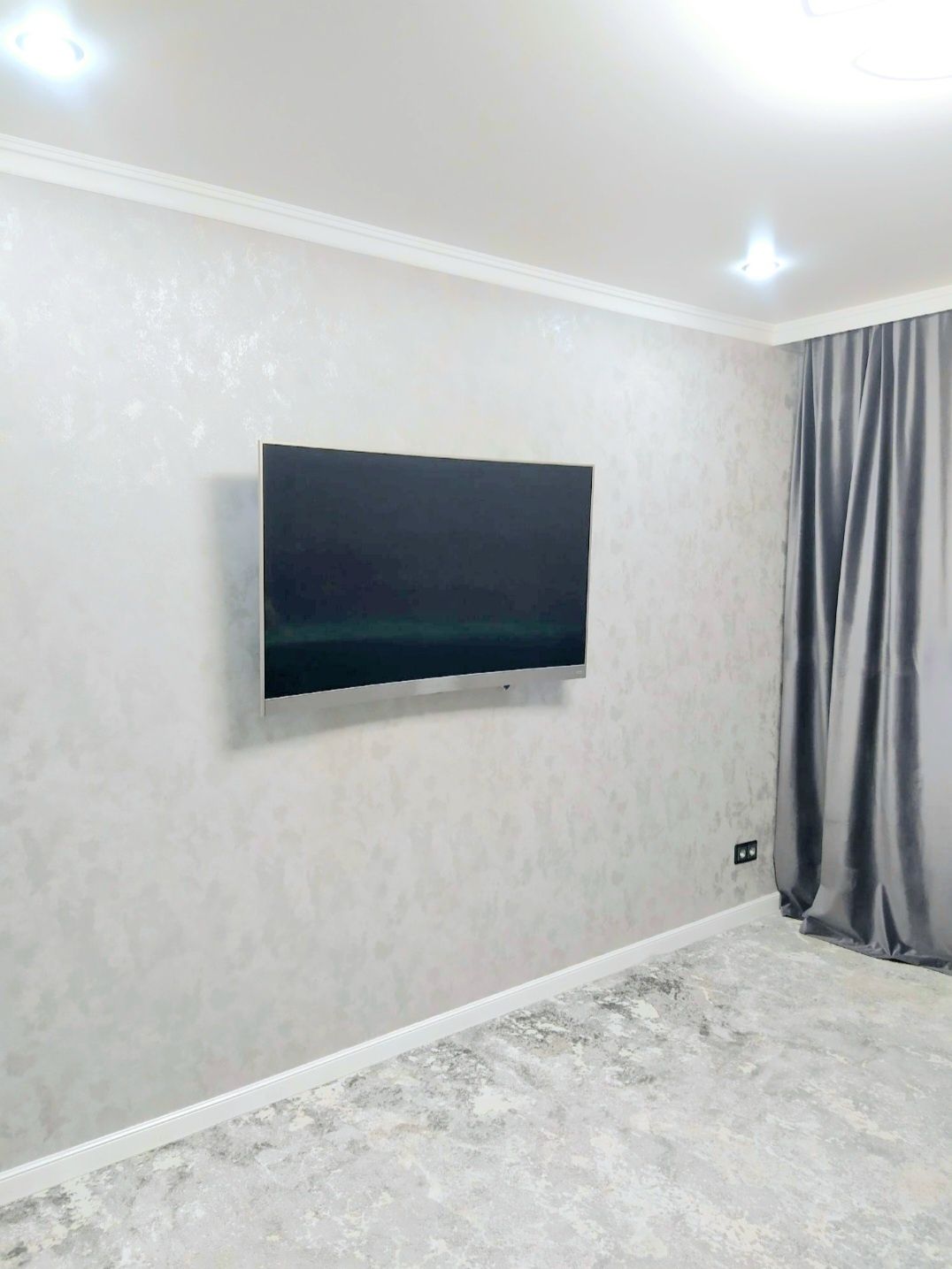 ПРОДАМ  2  КОМ. КВ. Новом доме, центр, останов. Бурабай, Акжелкен.