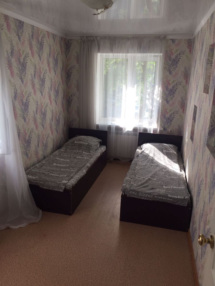 2 квартиру по суточно по часам в районе колхозного рынка