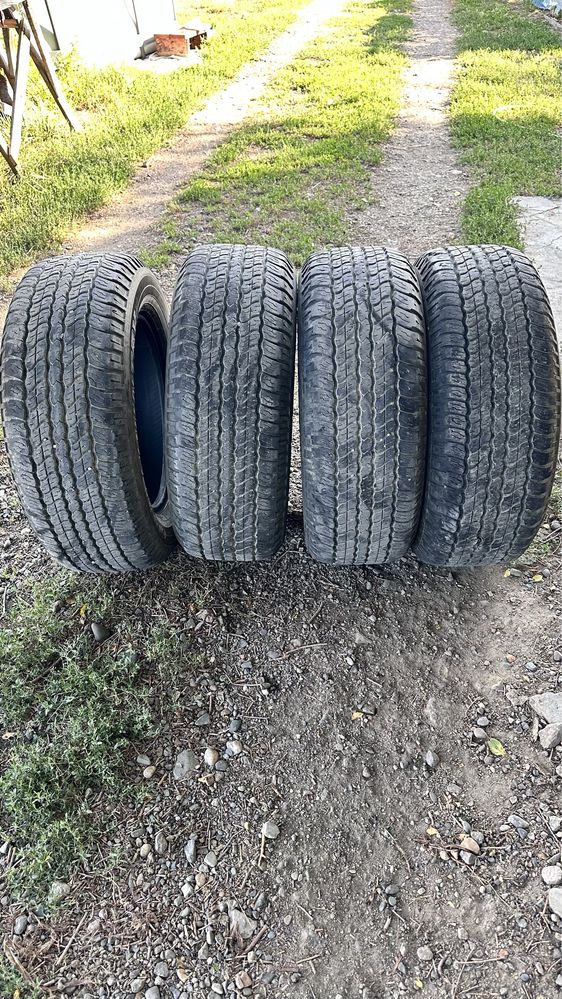 Продам шины 265/60/18